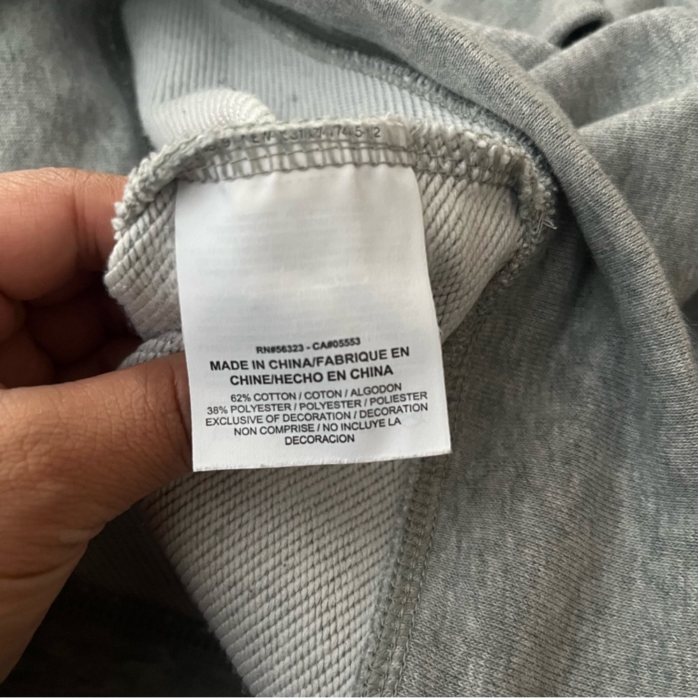 Nike Gray Sweatshirt With Cutout In Back Sz Medium - Picture 5 of 6